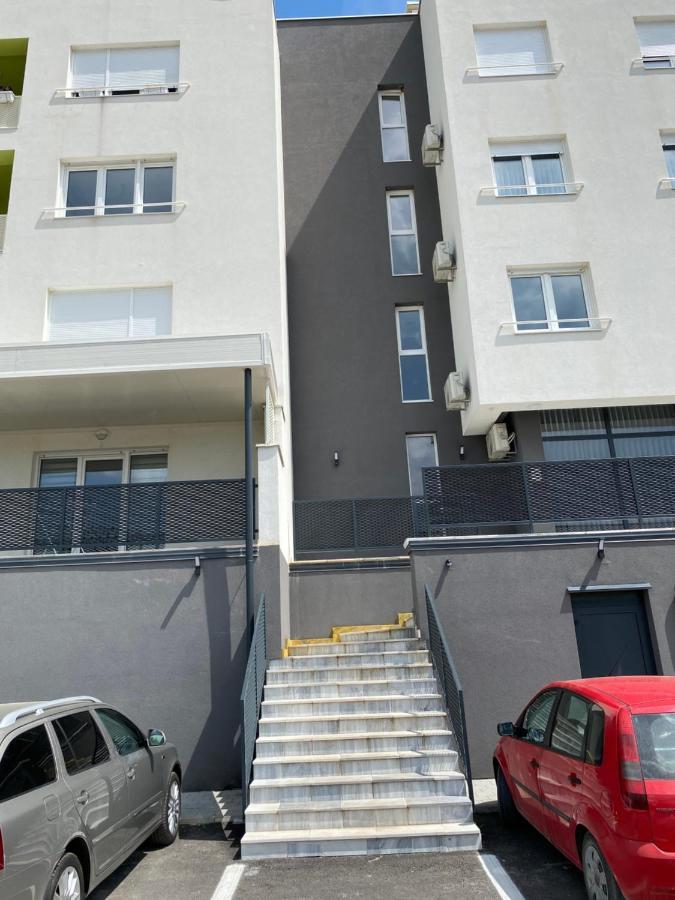 New Apartment In The City Високо Экстерьер фото