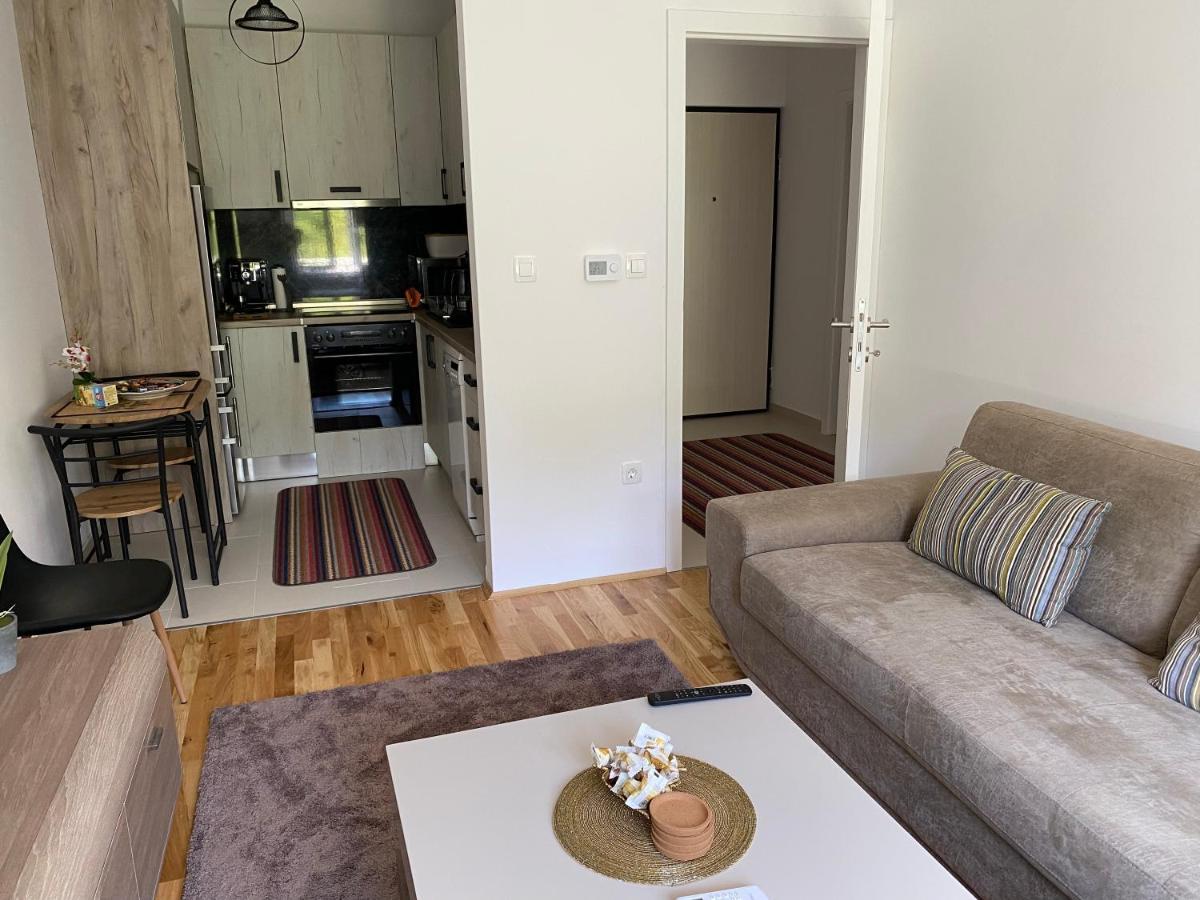 New Apartment In The City Високо Экстерьер фото